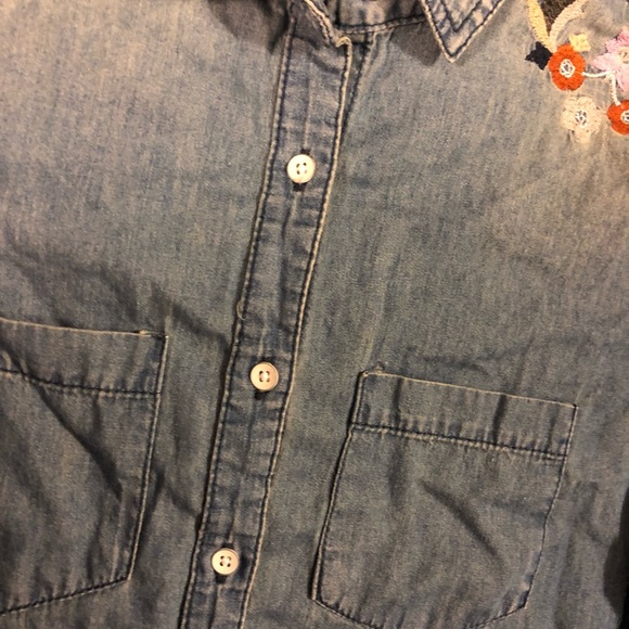 Aeropostale chambray button down SZ small - Picture 2 of 4